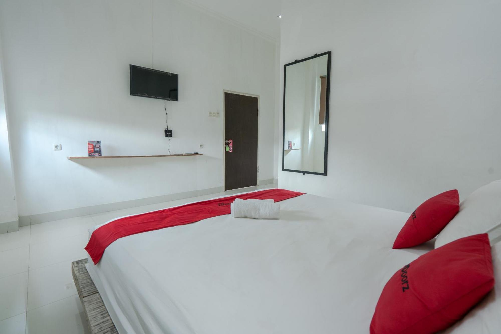RedDoorz near Bali Zoo Ubud Sukawati Zewnętrze zdjęcie