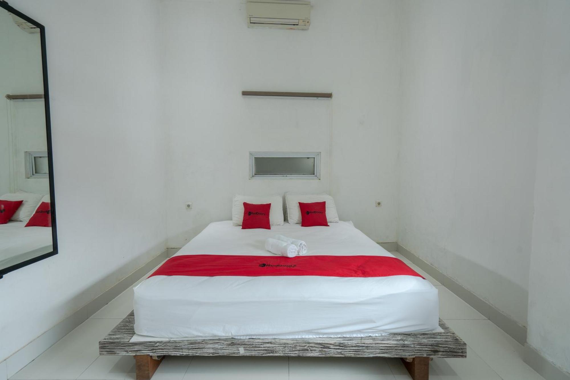 RedDoorz near Bali Zoo Ubud Sukawati Zewnętrze zdjęcie