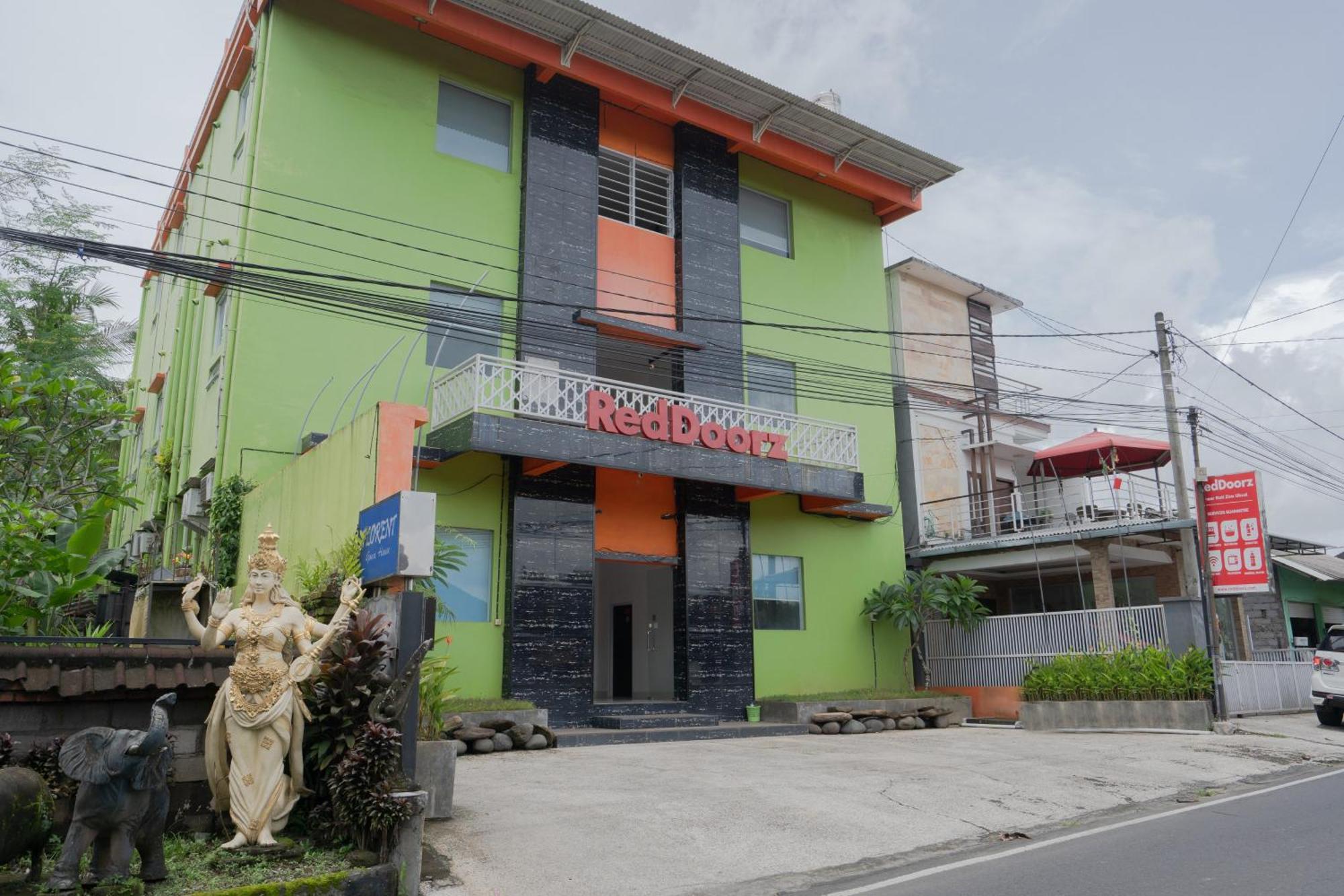 RedDoorz near Bali Zoo Ubud Sukawati Zewnętrze zdjęcie