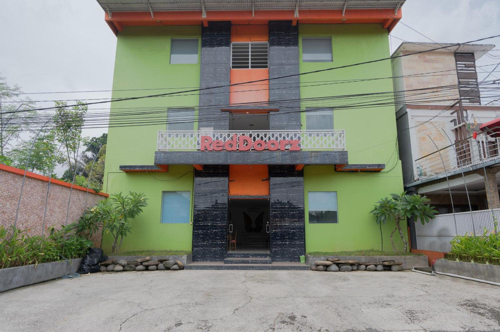 RedDoorz near Bali Zoo Ubud Sukawati Zewnętrze zdjęcie